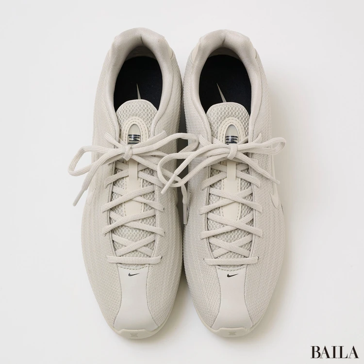 ナイキのスニーカー スニーカー ショックスZ