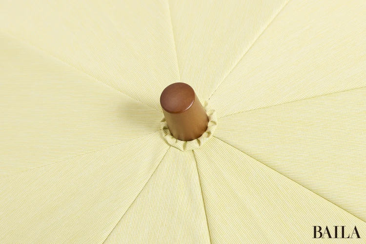 サンバリア100の日傘　新色イエローを含むカラバリで、華やかさと実用性を両立
