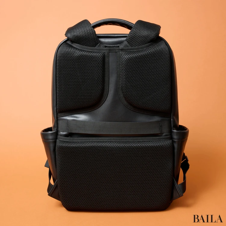 ドレステリア　【荷重軽減】サスペンション 再生皮革バックパック　背面パッド