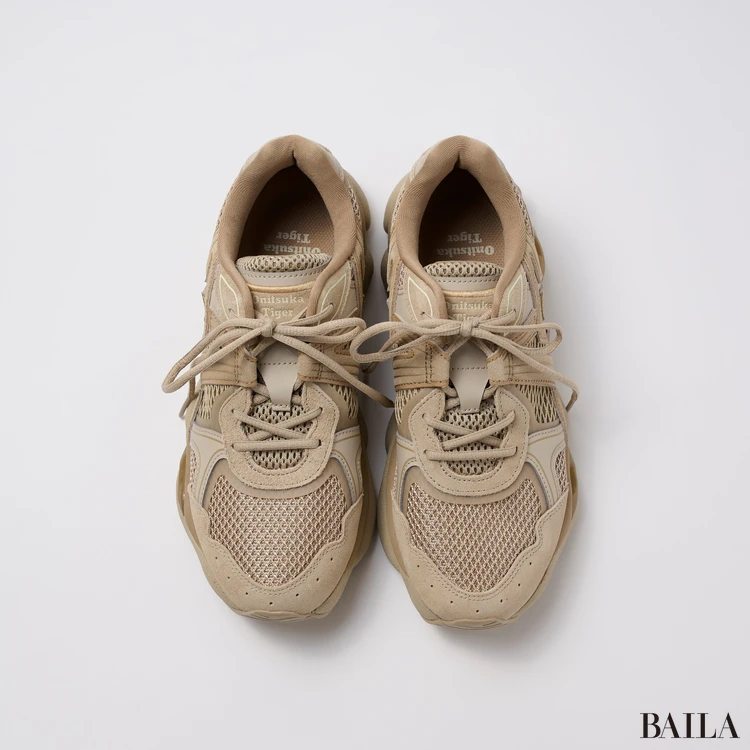 オニツカタイガーのスニーカー 歩きやすい TIGRUN
