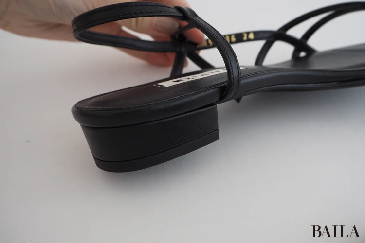 歩きやすさ・はき心地：軽い・痛くない・走れる！デイリーに使える優秀サンダル