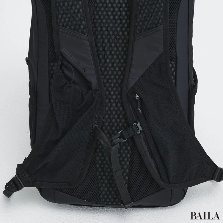 サロモン リュック ハンドルポケット