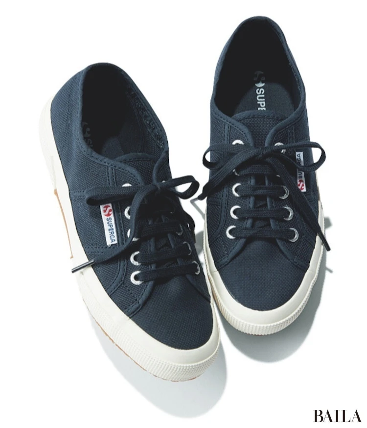 靴「2750 コットンクラシック」￥11000／カメイ・プロアクト（スペルガ）