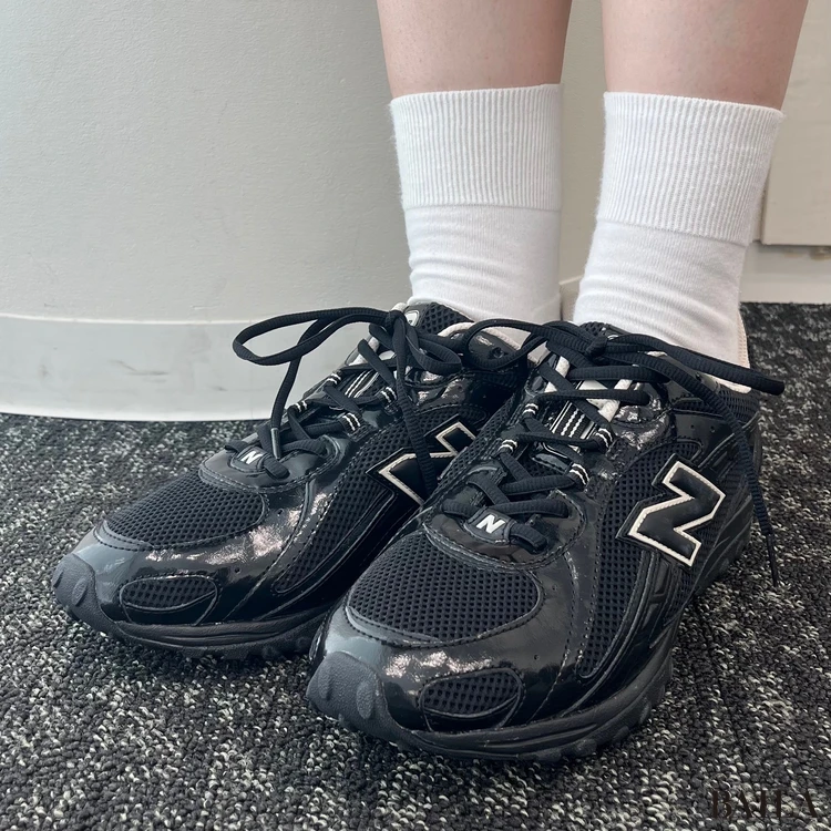 ニューバランスのスニーカーを試着 30代