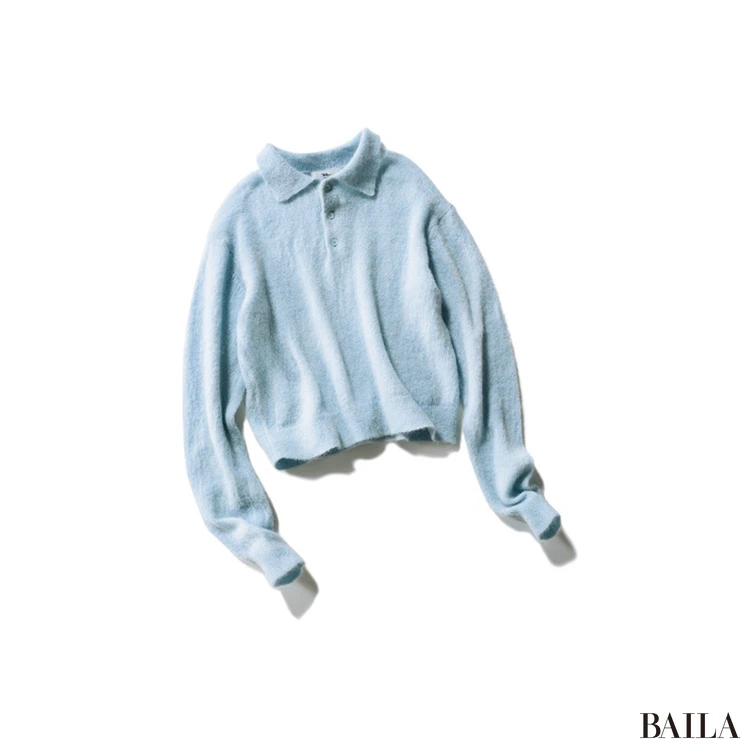  好感度と着映えを両立するライトブルーなら一枚でお仕事コーデにも。（11月発売）￥36300／ロンハーマン