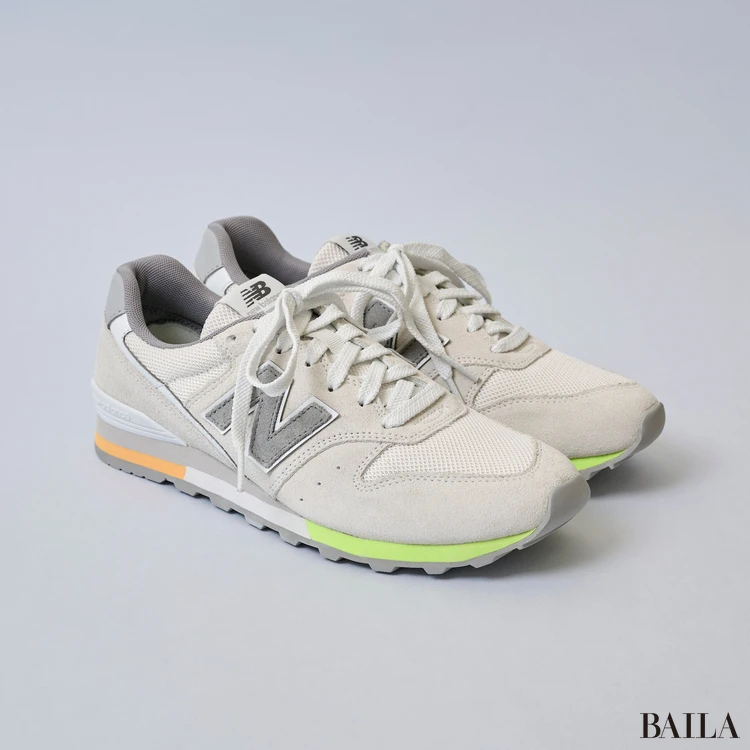 通勤ではきたいニューバランスのスニーカー WL996