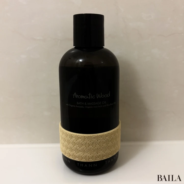 タン ボディ&マッサージオイル アロマティックウッド