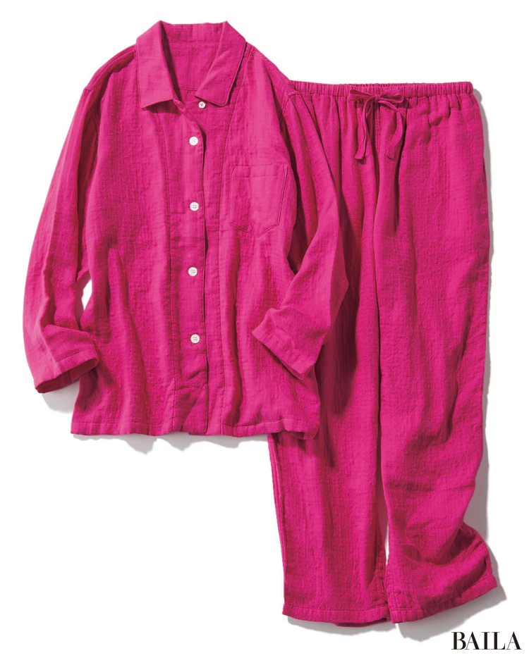 UCHINO マシュマロガーゼ ベーシック レディスパジャマ ￥23100／内野