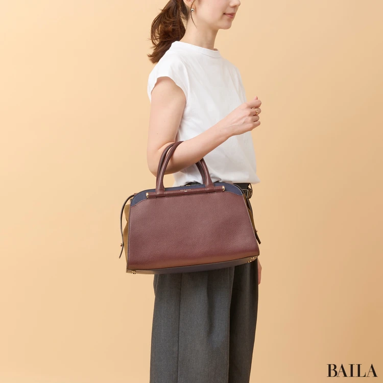 優秀通勤バッグ】「COLE HAAN（コール ハーン）」の上品色トートにA4&