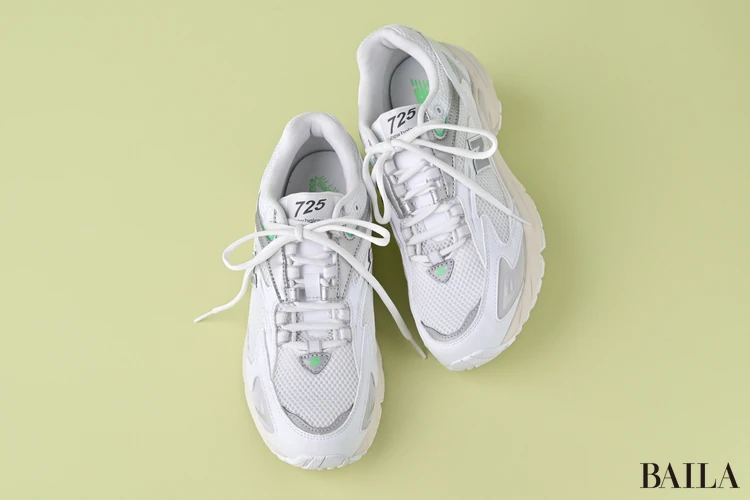 [ほぼ新品] <New Balance>ML725CF ホワイトスニーカー New Balance ニューバランス スニーカー ML725CF WHITE SILVER