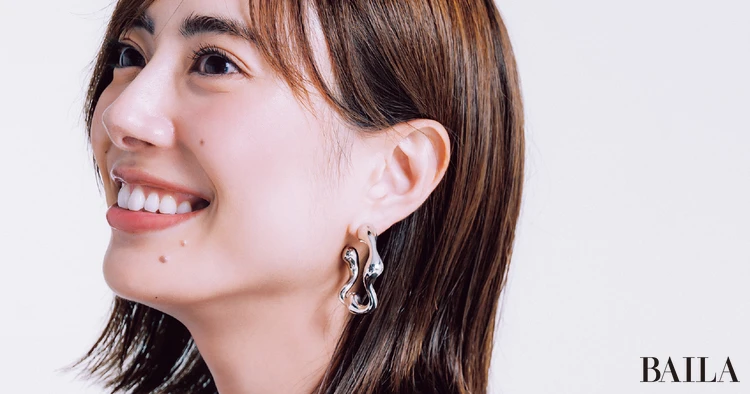 人前に立つとき好感度を上げるピアス