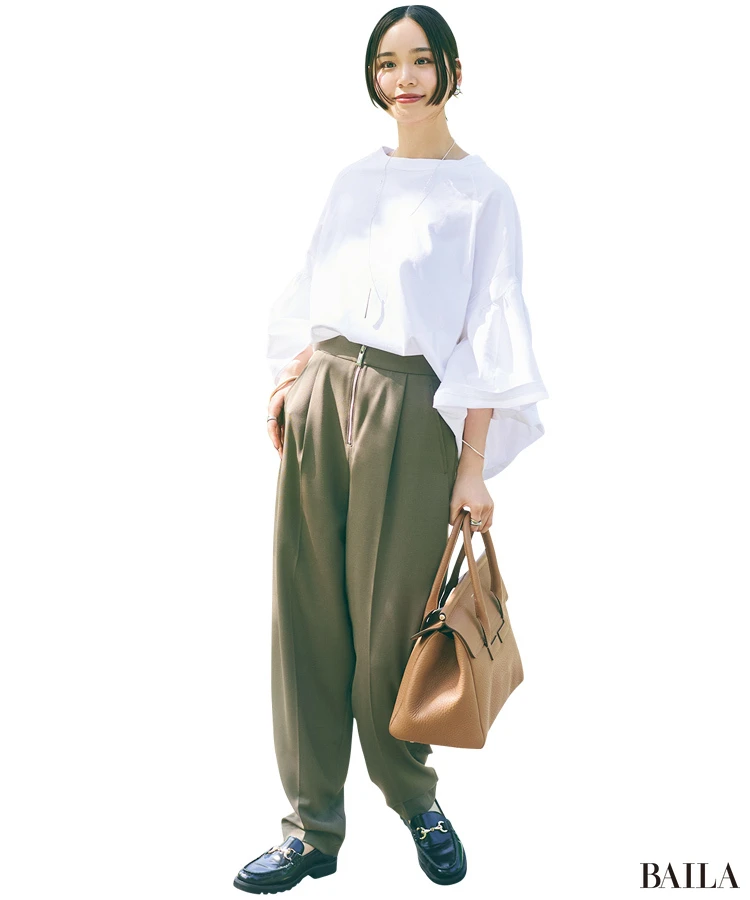 NOBLEプレス・江口綾乃さん Tシャツコーデ