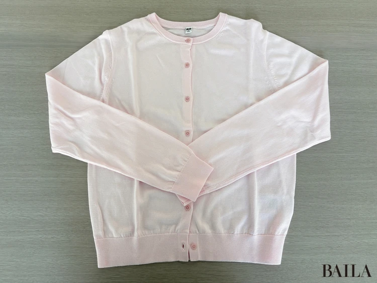 UVカットクルーネックカーディガンの「細部」に注目！