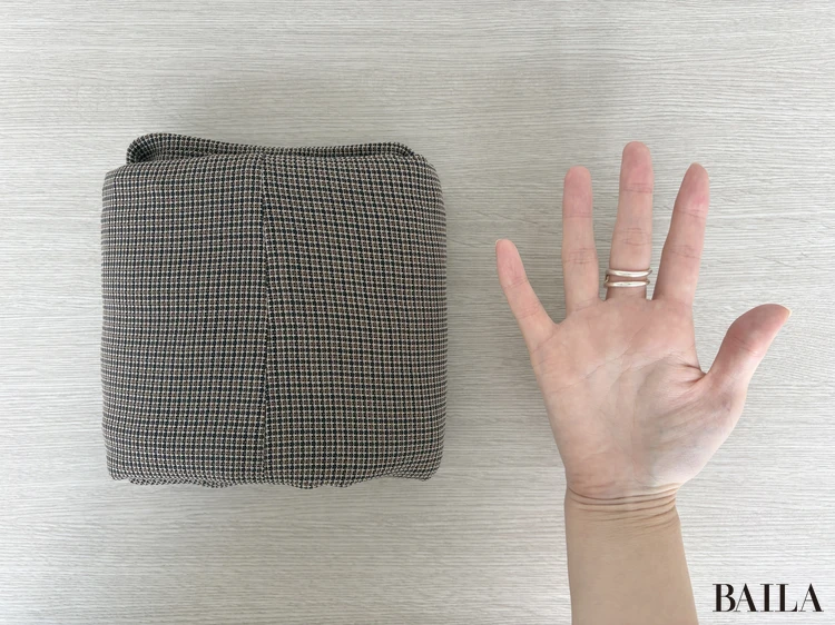 畳むとコンパクト