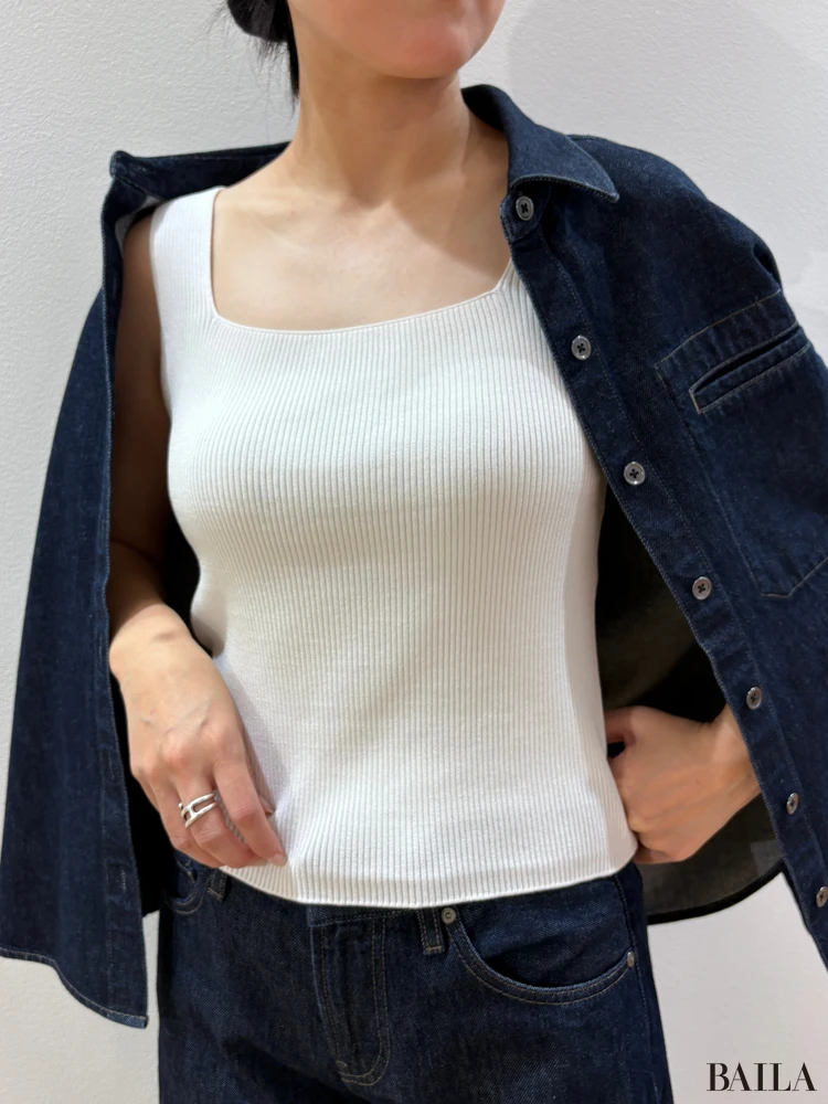 3Dリブスクエアネックセーターノースリーブ¥2990