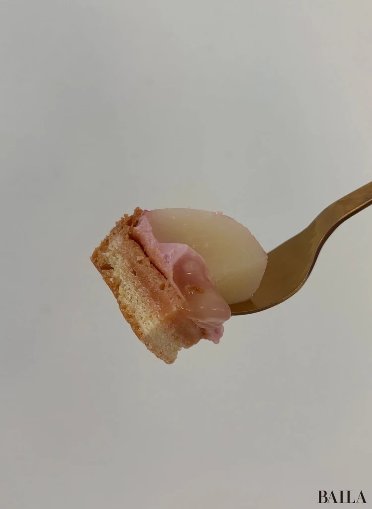 Uchi Café ごろっとした1/2個分桃のタルト 桃のタルト