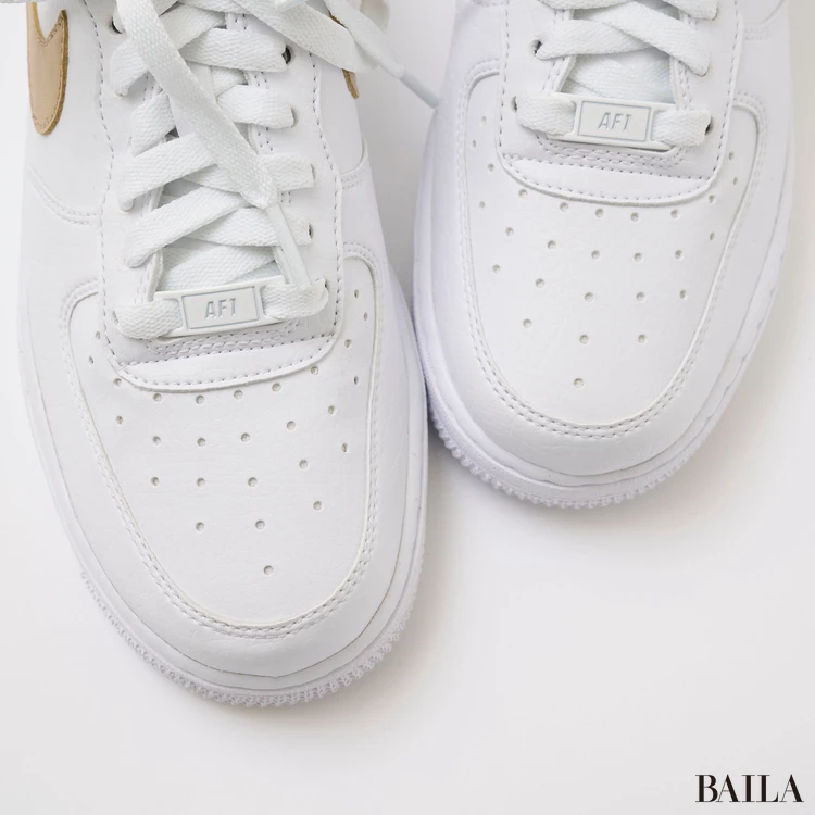 ナイキのスニーカー　歩きやすい　エアフォース1