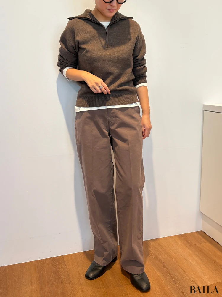 「ダブルフェイスハーフジップセーター」「スーピマコットンT/長袖」「コットンチノパンツ」Mサイズ 162cm 正面