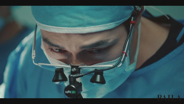 『ドクター弁護士』:手術中のハン・イハン(ソ・ジソプ)