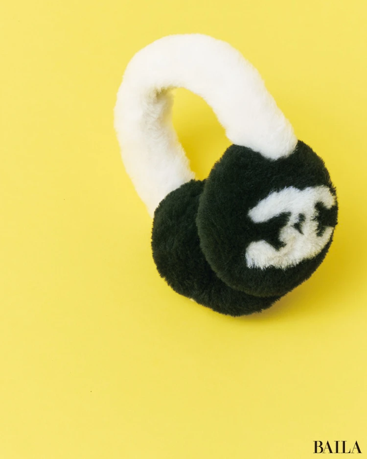 【CHANEL(シャネル)】チャーミングなウィットが効いた“ココ ネージュ”の新作イヤマフ