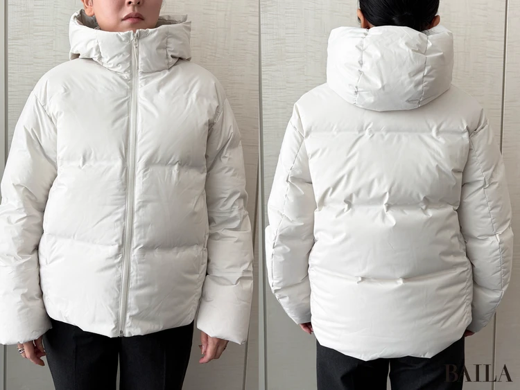 身長162cm ユニクロ ニット 正面 「シームレスダウンパーカ」¥14900 オフホワイト Mサイズ