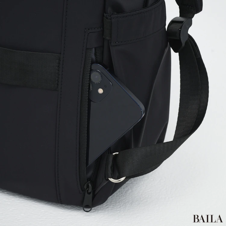 洋服の青山　リュック　背面