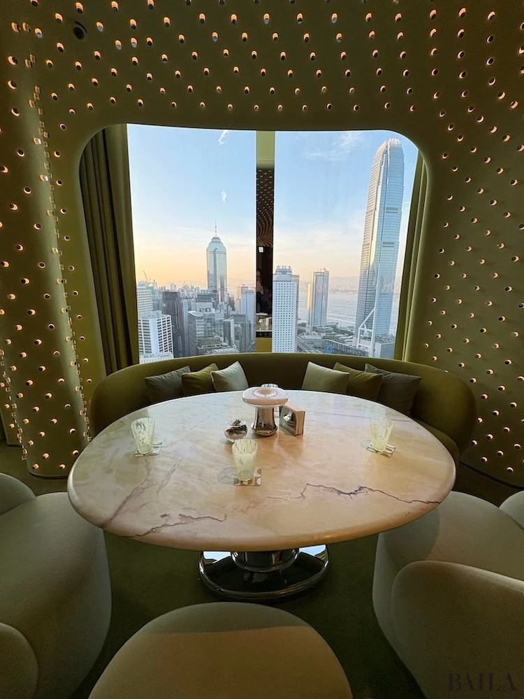 香港 バー 絶景 Peridot