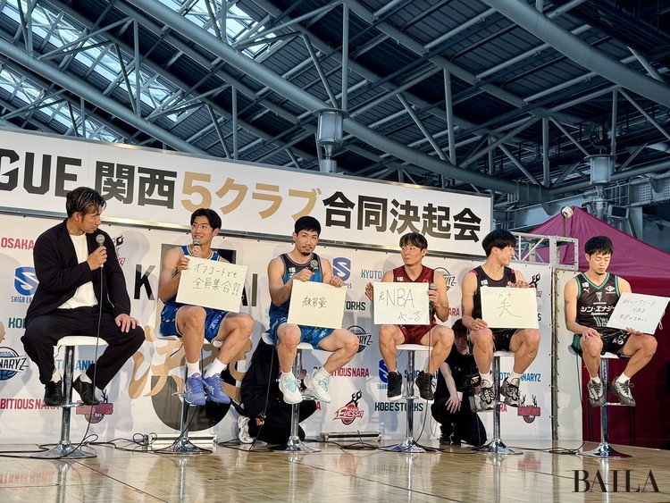 「B.LEAGUE 関西5クラブ合同決起会」選手のトークショーの様子