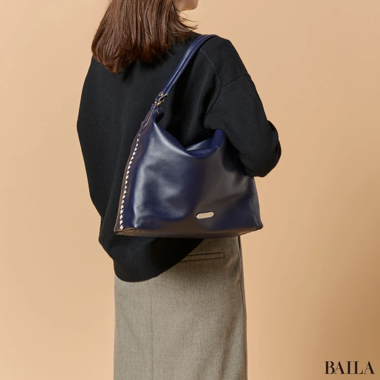 コール ハーン　イザベラ ホーボー　サイズ感