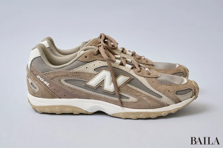 ニューバランスのスニーカー　歩きやすい　204L
