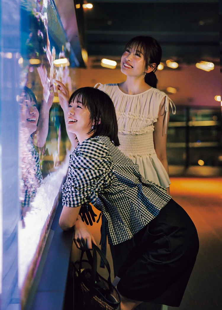 フレンチシックなギンガムをハーフパンツがモダンに引き締めて