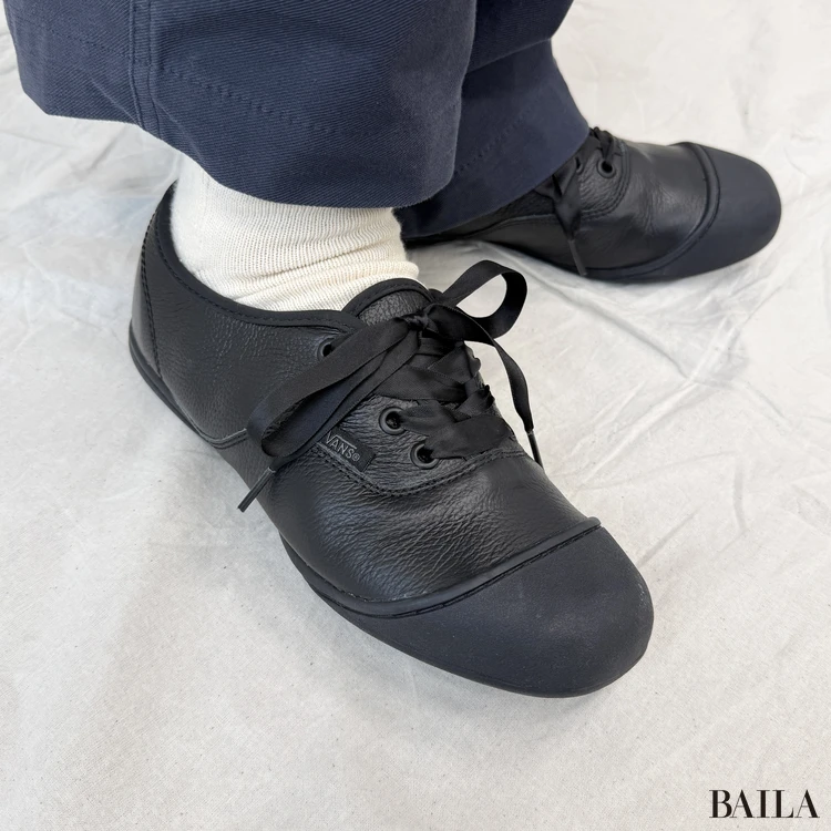 Vans　薄底スニーカー　着用画像