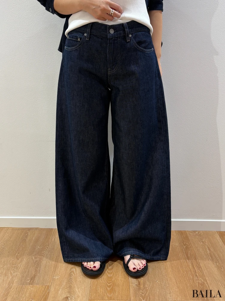 ローライズワイドジーンズ¥4990