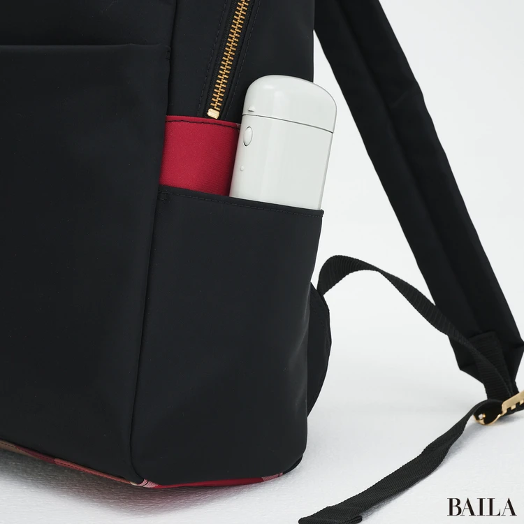 ブルーレーベル・クレストブリッジ　リュック　サイドポケット