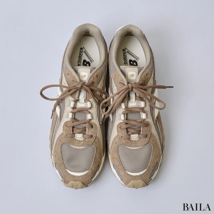 ニューバランスのスニーカー　スニーカーコーデ　204L