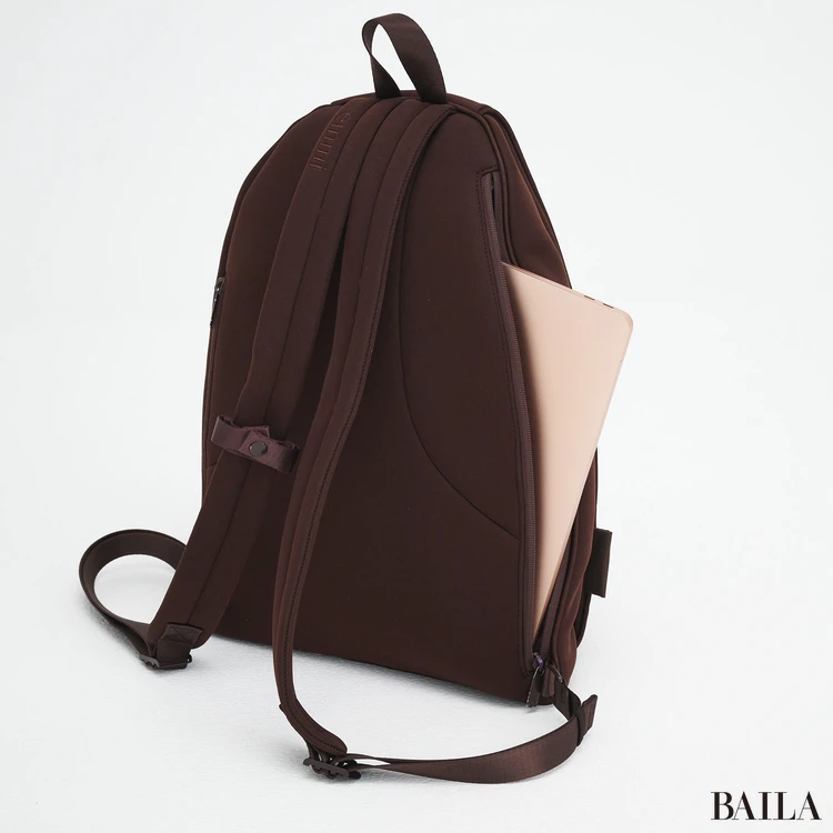 エミ　リュック　PCポケット