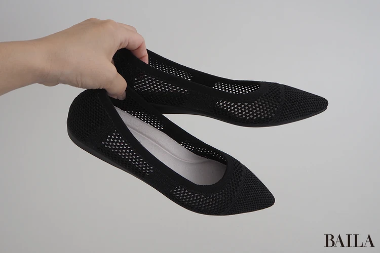 歩きやすさ・はき心地:軽量で滑りにくいアウトソール