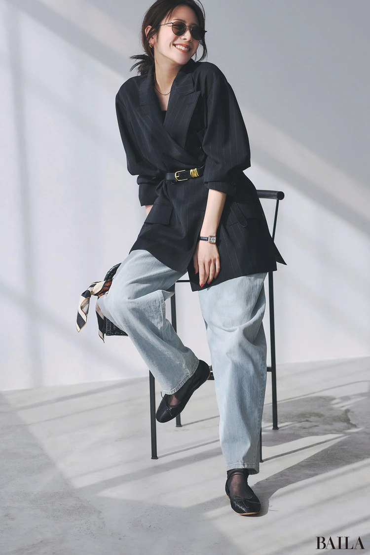 バレエシューズの甘さは、シアーでほどよく引き算して