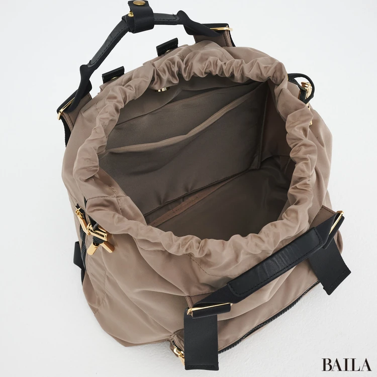 ヴィオラドーロ　リュック　内側