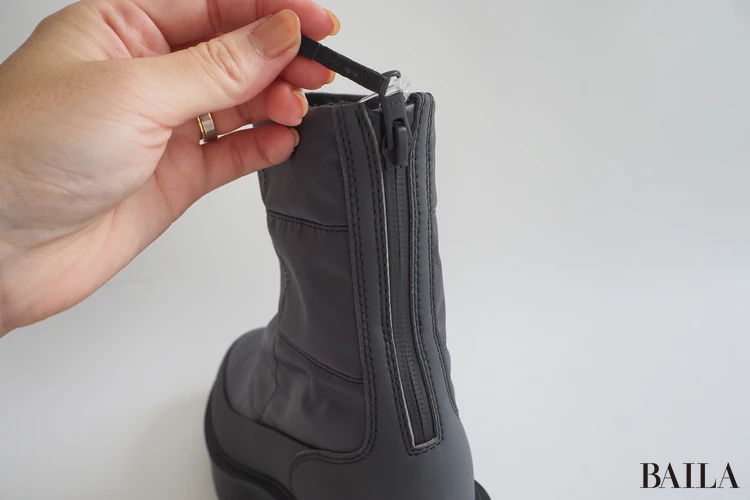 THE NORTH FACE「カルミア ヌプシ ブーツ ウォータープルーフ」¥26400 アスファルトグレー×TNFブラック サイズ6 24.0cm 162cm 足先 デザイン 間口 ジップ