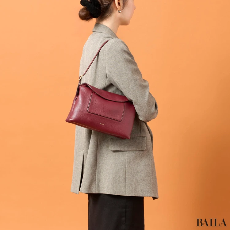 ワンドラー　ペネロペ スラウチバッグ　サイズ感