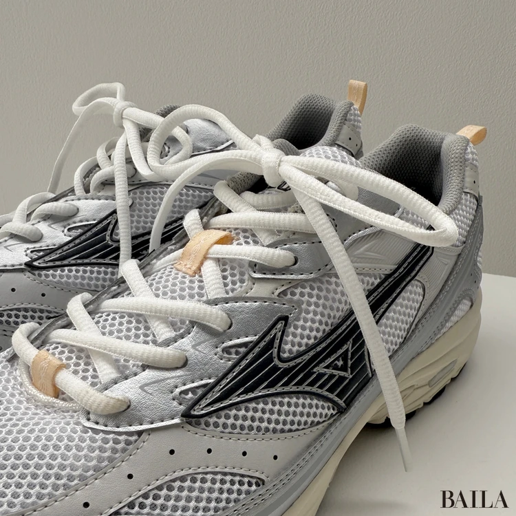 ミズノ　MXR　デザイン寄り画像