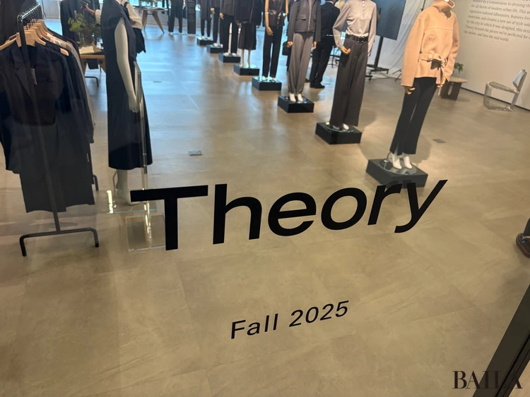 「今年の秋、これを持っていればいい!」ばかりの、Theoryらしい進化系ベーシック