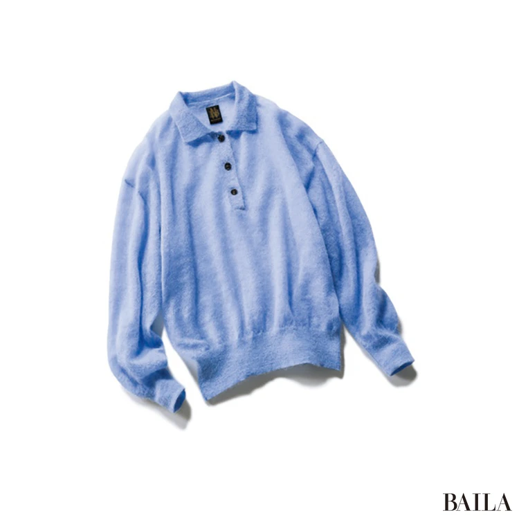 繊細な糸が織りなすシアー感がひかえめな印象だからこそ、目を引くライトパープルにも挑戦できる。￥30800／デミルクス ビームス 新宿（バトナー×デミルクス ビームス）