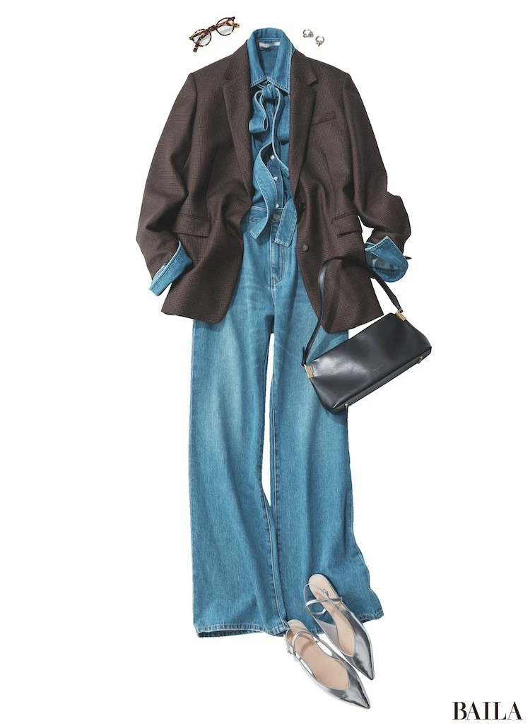 Indigo Blue Denim|おしゃれ上級の着こなしもブラウンのおかげで親しみやすく