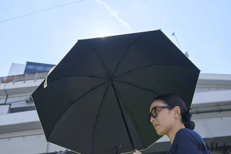 完全遮光100％！直射日光をしっかり遮る安心感