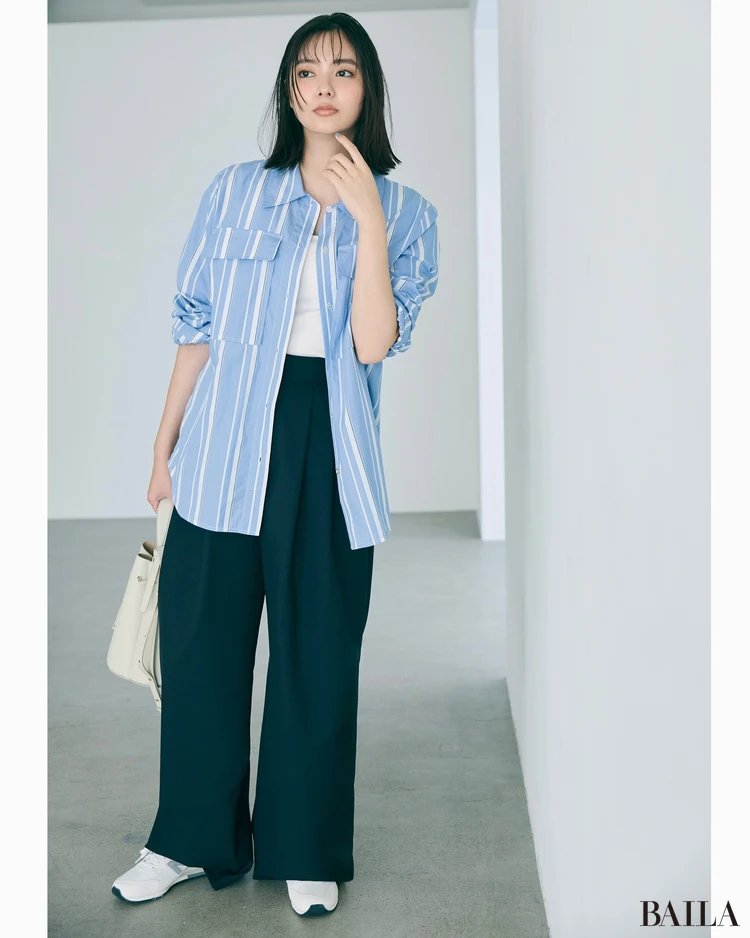 気温20度の【リラックスコーデ】新川優愛　パンツコーデ