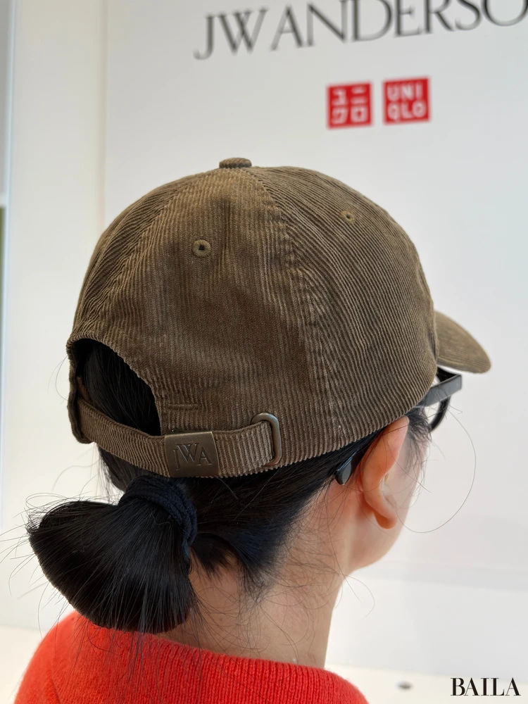 「コーデュロイキャップ」 ブラウン ユニクロ JW ANDERSON