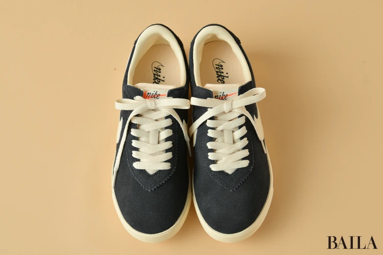 ナイキ　ナイキ アストログラバー　￥14300