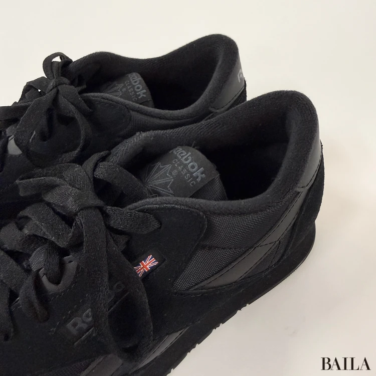 リーボック　クラシックナイロン　履き口